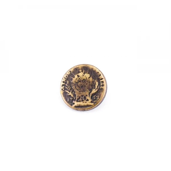 18 mm Shank Button front and detail view