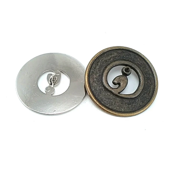 44 mm Shank Button front and detail view