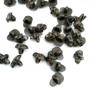 Shank Button Skull Shaped 11.4 x 7.8mm E 1465
