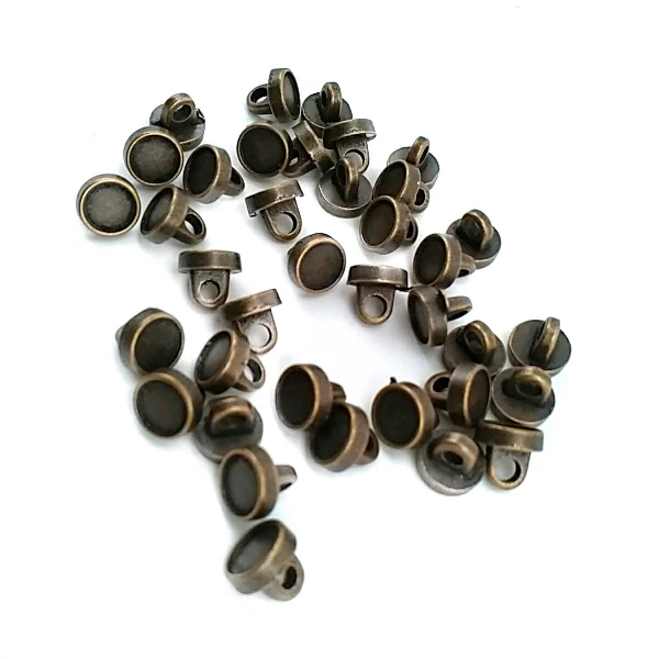7.7 mm Enamel / Colored Shank Button front and detail view