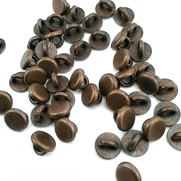 7.5 mm Shank Button front and detail view