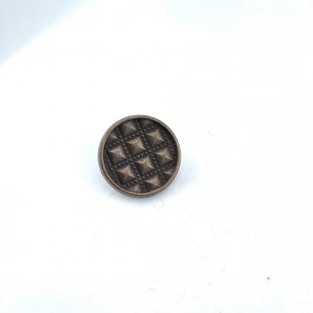 18 mm - 29 length Patterned sew-on button E 1649