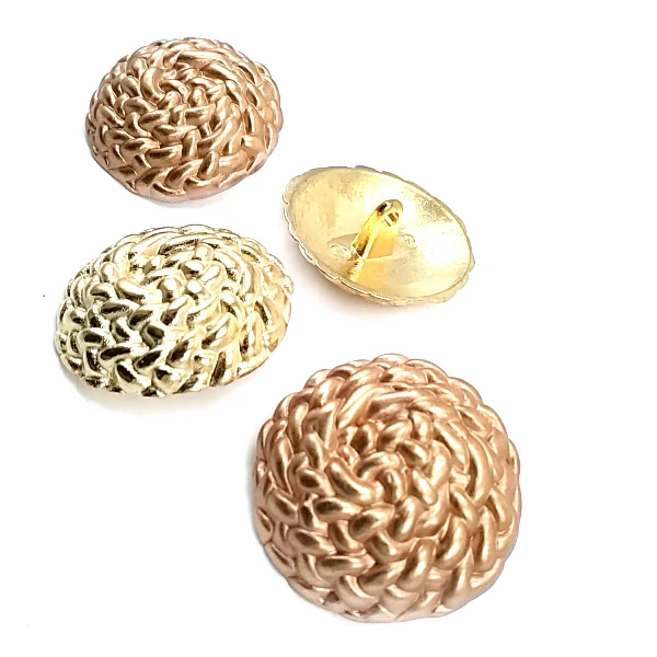 30 mm - 47 length Patterned Curved Footed Button