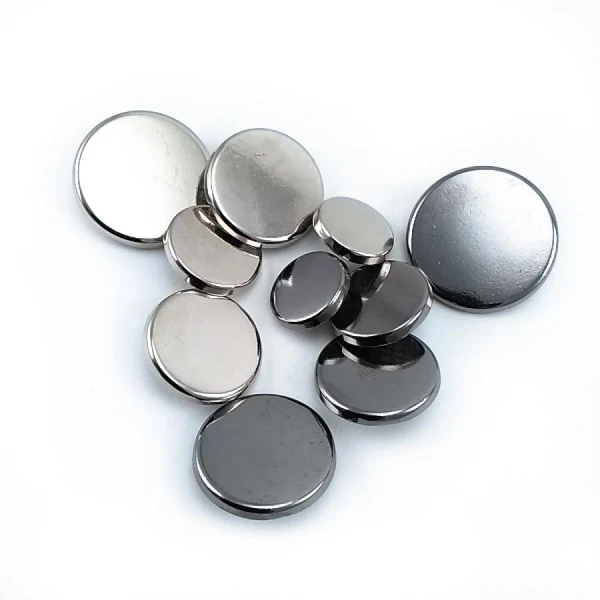 Flat Coin Shape Shank Button 14 mm - 22 L E 2136