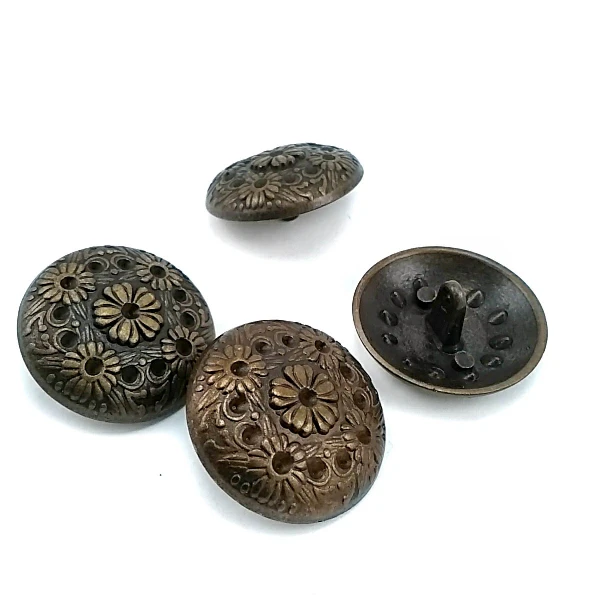 28 mm Rhinestone / Crystal Detail Shank Button front and detail view