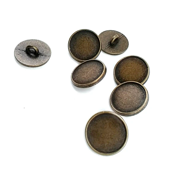 15 mm Ayaklı Düğme ön ve detay görünümü