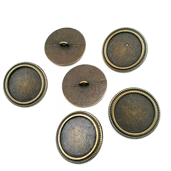 28 mm Shank Button front and detail view