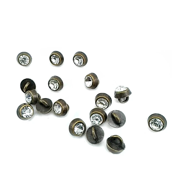 Blouse and Shirt Button 8 mm - 10 L E 790 Blouse and Shirt Button 8 mm - 10 L E 790