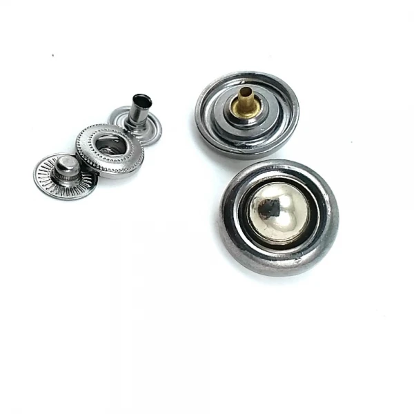 Çift renk Estetik ve Şık Mont Çıtçıtı 21 mm 33 boy B 69 Çift renk Estetik ve Şık Mont Çıtçıtı 21 mm 33 boy B 69