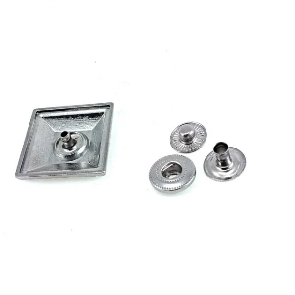 Square Snap Fasteners Button with Pyramid Design 25 x 25 mm B 76