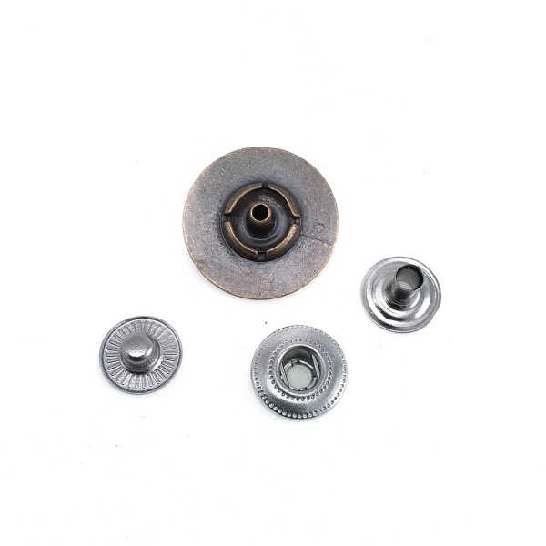 Coat and jackets Snap Button Outerwear Snap Fasteners 21 mm - 34 L E 1169