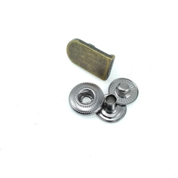 Jackets and Coats Snap Fasteners Buttons 17 x 9 mm E 149
