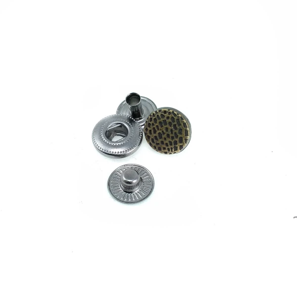 Nokta Desenli Çıtçıt Düğme 11 mm - 18 boy E 1506