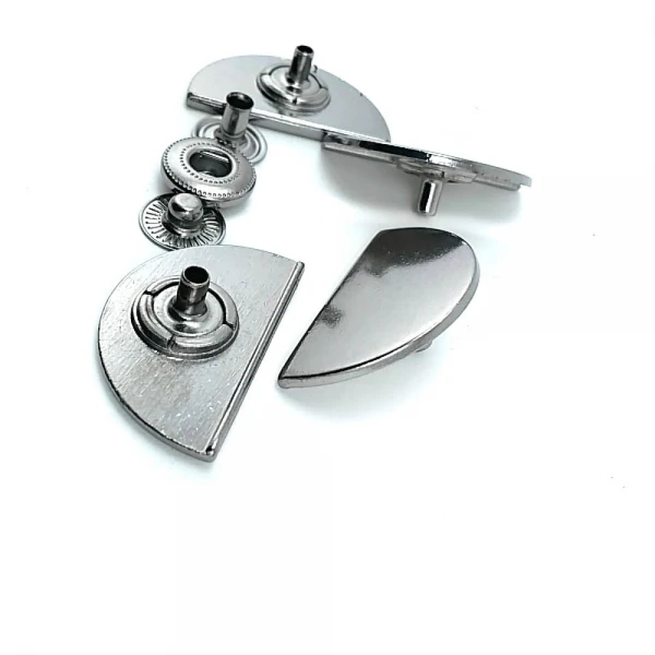 Yarım Daire Şekil Dış Giyim Çıtçıtı 30 x 17 mm E 1579