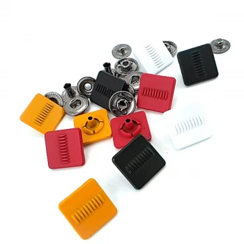 Çıtçıt Düğme Kare Şekil Siyah 15 x 15 mm E 170 MC