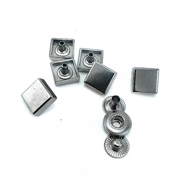 Square Snap Buttons 11 x 11 mm E 1780 Square Snap Buttons 11 x 11 mm E 1780
