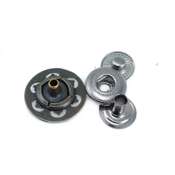 Snap Button Coat and Bag Snap Fasteners Aesthetic Design 18 mm 28 L E 203