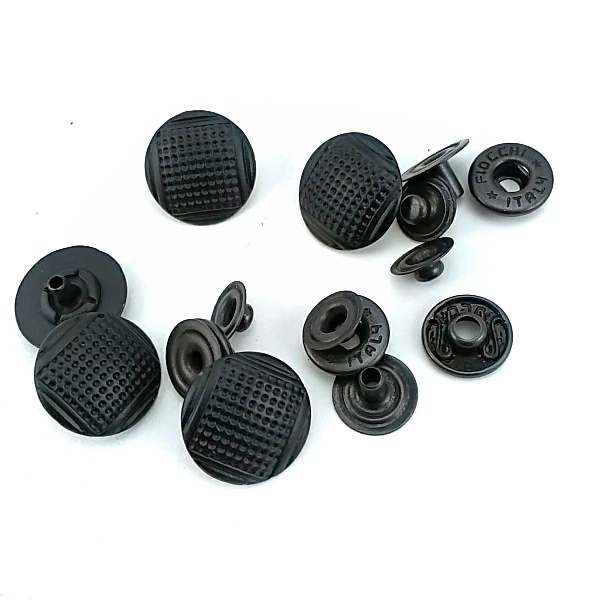 17 mm Snap Fastener front and detail view
