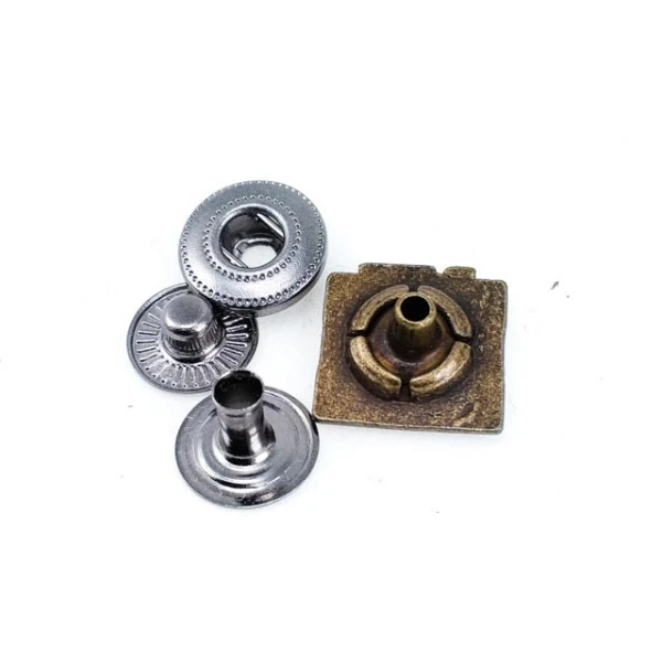 Square Snap Fasteners Button 14 x 14 mm E 347