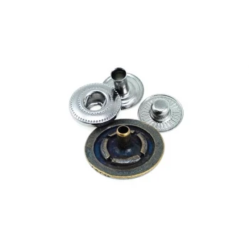Metal Snap fasteners Button 17 mm - 28 L E 557