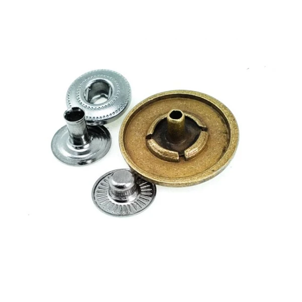 Bombeli Çıtçıt Düğme 20 mm - 32 boy E 983