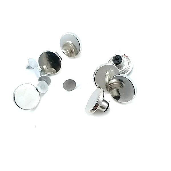 Düz Para Tipi Çakma Düğme 18 mm 28 Boy E 1374