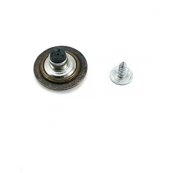 Cambered Jeans Button 20 mm 32 L E 933