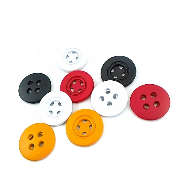 23 mm Sew-Through Button front and detail view