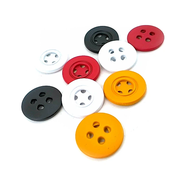 23 mm Sew-Through Button front and detail view