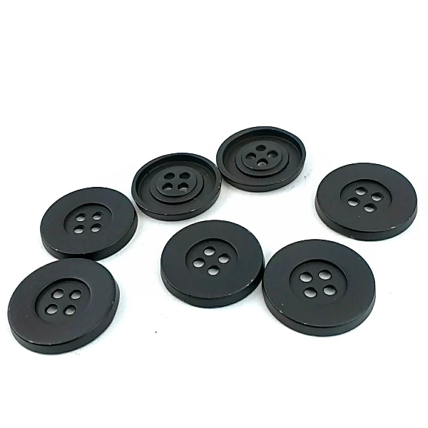 22 mm Sew-Through Button front and detail view