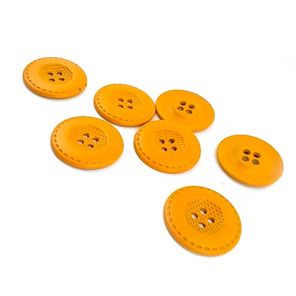 Four Hole Metal Sewing Button Matt Dyed 25 mm 40 L E 460 BY