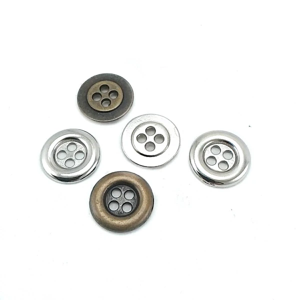 Metal Button With Four Holes 16 mm 26 lignes