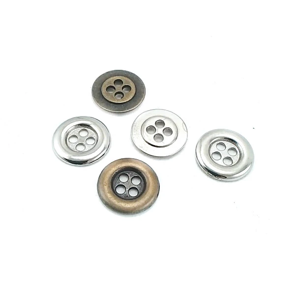Metal Button With Four Holes 16 mm 26 lignes
