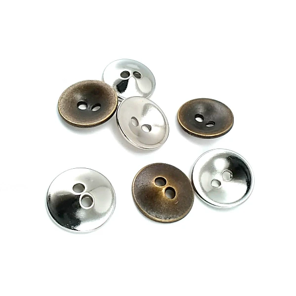 17 mm Dikme Düğme ön ve detay görünümü