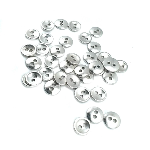 9 mm Sew-Through Button front and detail view