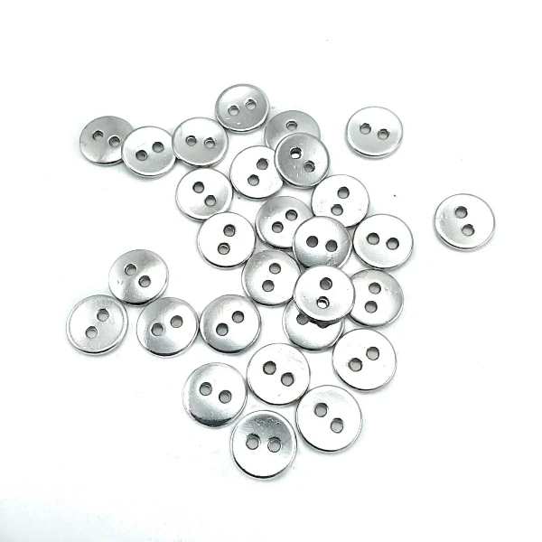 11 mm Sew-Through Button front and detail view