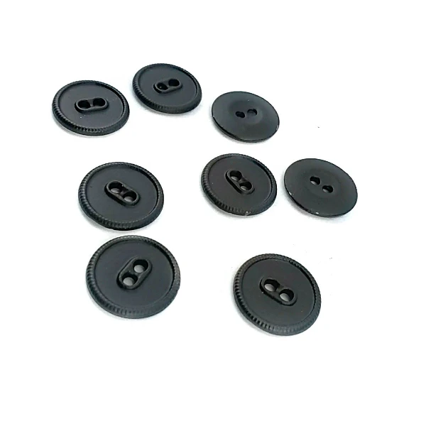 14 mm Sew-Through Button front and detail view