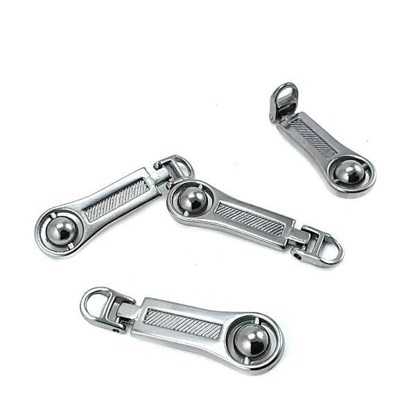 40 mm Zipper Pull front and detail view