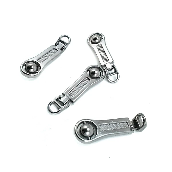 40 mm Zipper Pull front and detail view