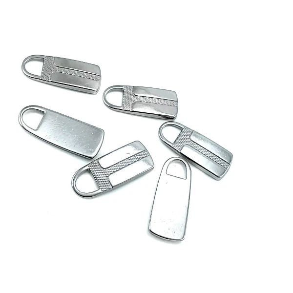 33 mm x 14 mm Zipper Pullers Sporty design
