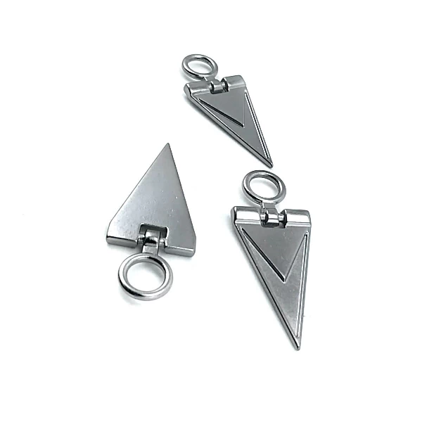 Zipper Pull 4 cm With Black Epoxy Triangle Shape Zipper Pulls for Coats and Jackets E 1787