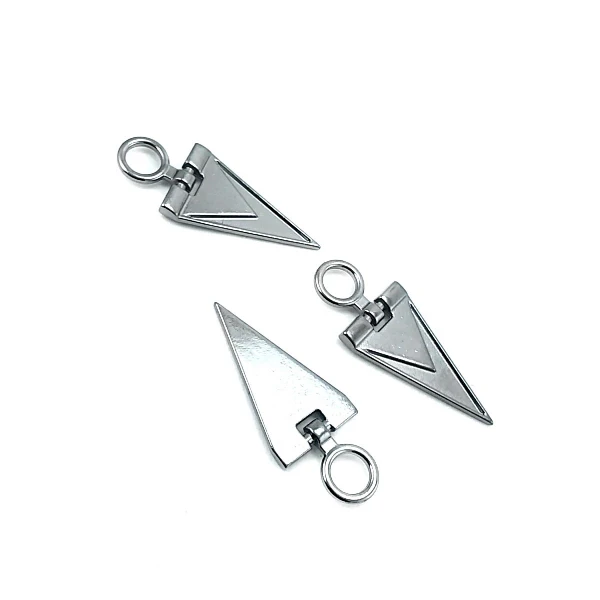 Zipper Pull 4 cm With Black Epoxy Triangle Shape Zipper Pulls for Coats and Jackets E 1787