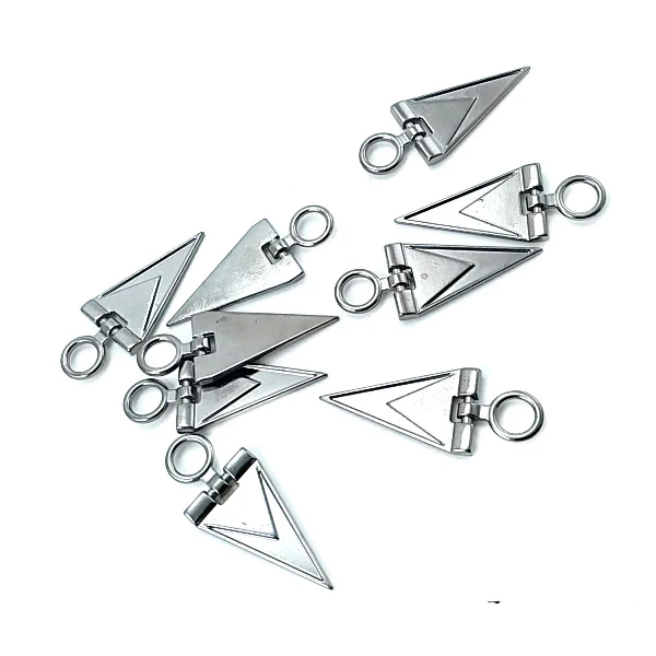 Zipper Pull 4 cm With Black Epoxy Triangle Shape Zipper Pulls for Coats and Jackets E 1787