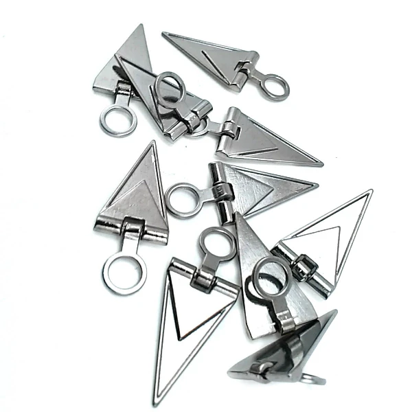 40 mm Zipper Pull front and detail view