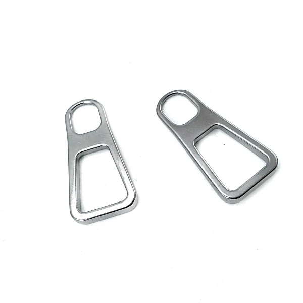 34 mm Zipper Pull front and detail view