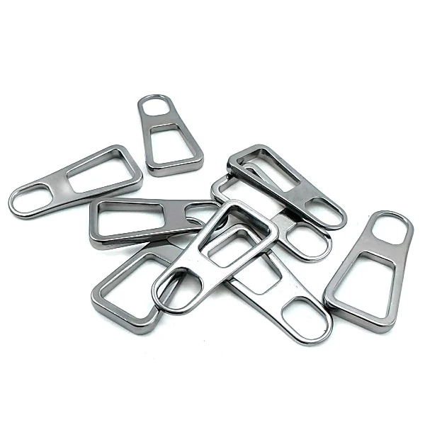 34 mm Zipper Pull front and detail view