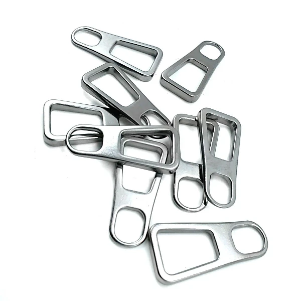34 mm Zipper Pull front and detail view