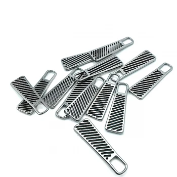 Fermuar Elciği 37 mm x 11 mm Yelpaze Tasarımlı E 742
