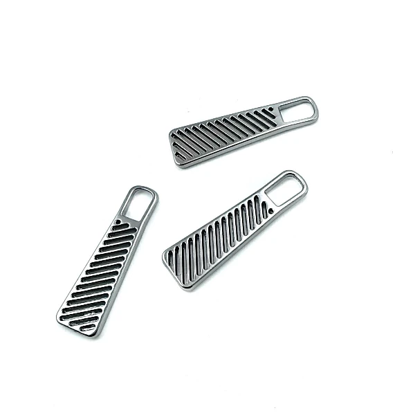 Fermuar Elciği 37 mm x 11 mm Yelpaze Tasarımlı E 742