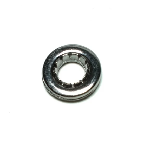 Oval zinc alloy eyelet with diameter 16 mm Oval zinc alloy eyelet with diameter 16 mm